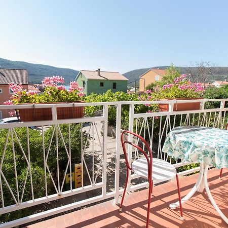Apartments Marija Црес Экстерьер фото