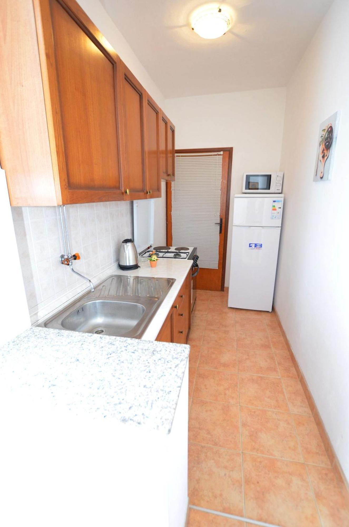 Apartments Marija Црес Экстерьер фото