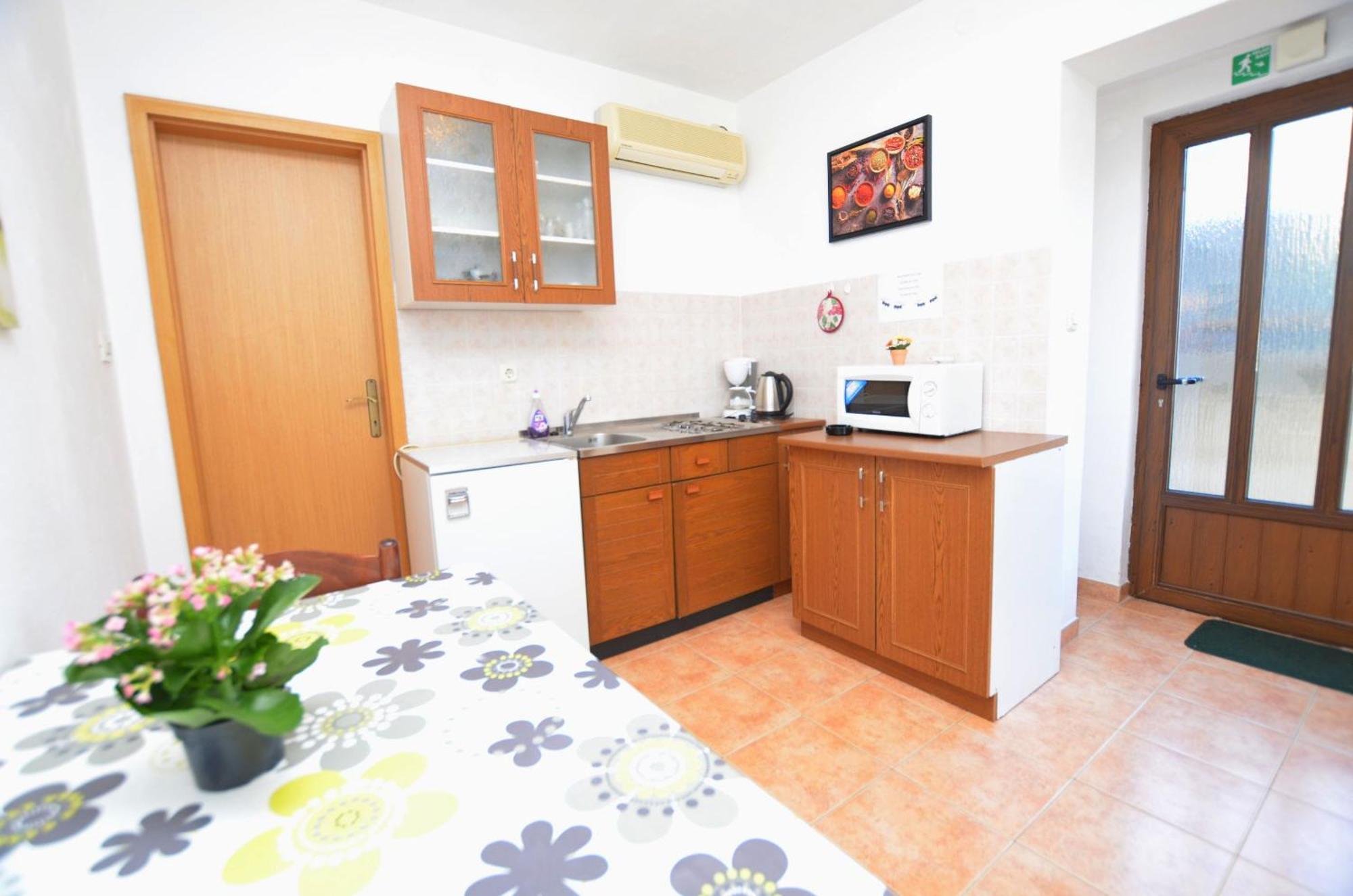 Apartments Marija Црес Экстерьер фото